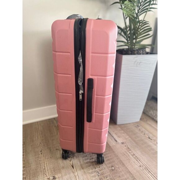 New $439 TAG Gateway 1Piece Hardside Luggage suitcase, travel bag 28” roll - Picture 6 of 14